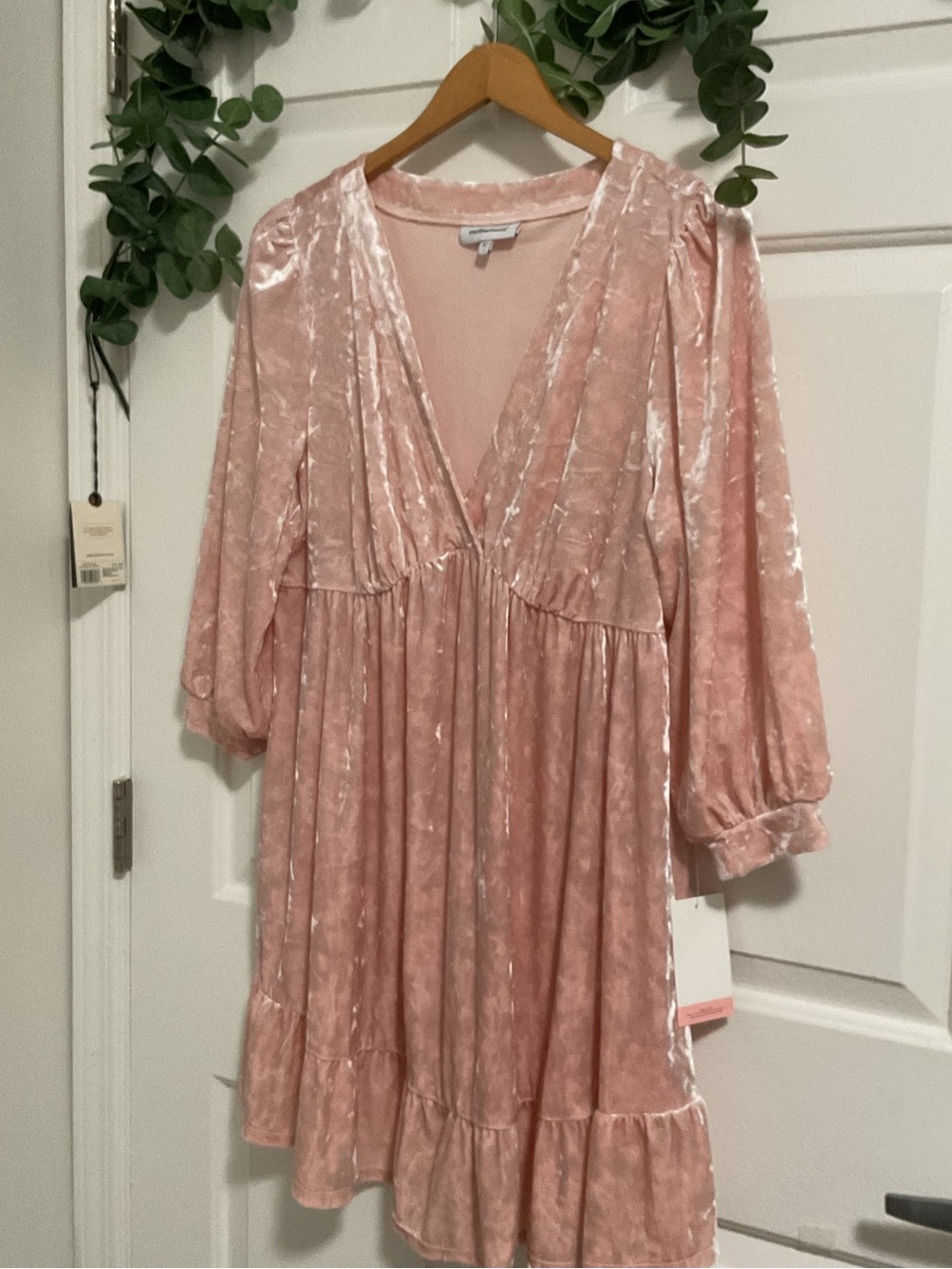 Motherhood Pink Crushed Velvet Maternity DRESS - Picture 3 of 6